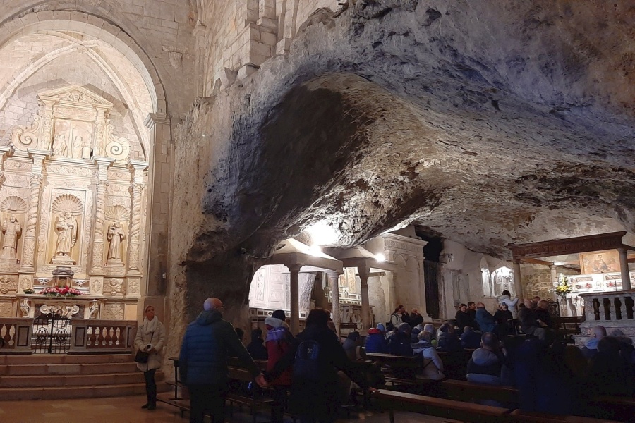 Monte Sant’Angelo barlang kijjebb